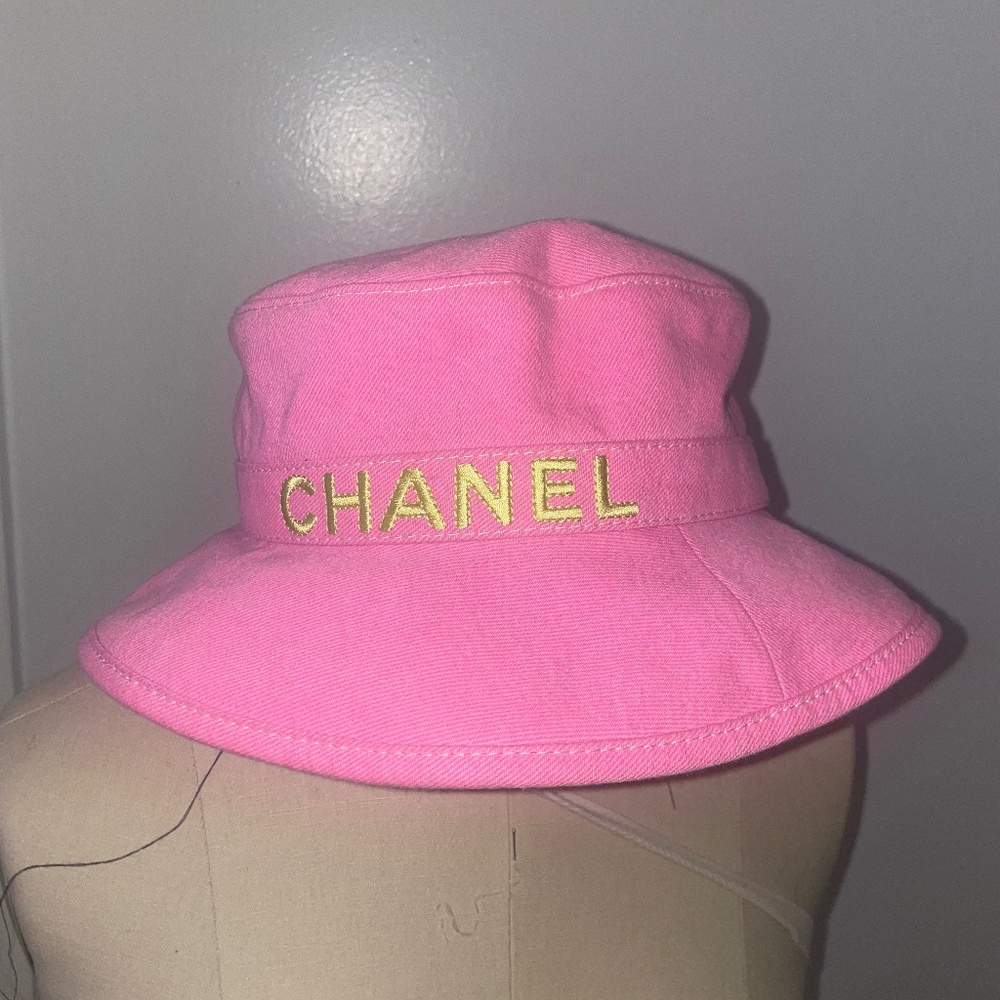 CHANEL Bucket Hat